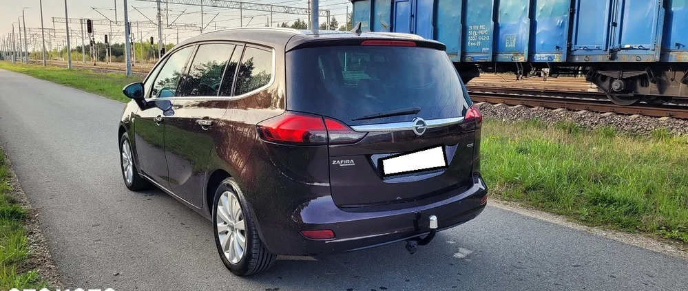 Opel Zafira cena 28900 przebieg: 260000, rok produkcji 2013 z Dęblin małe 352